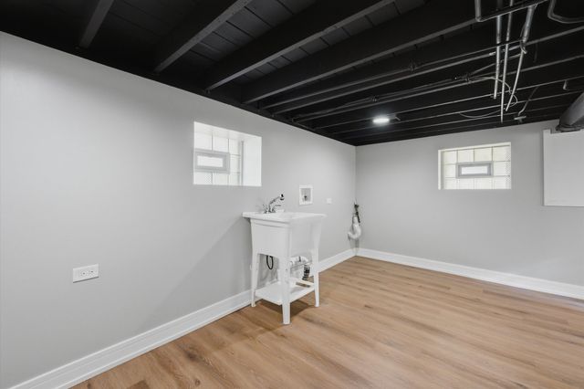 5231 S Homan Avenue, Chicago, IL 60632