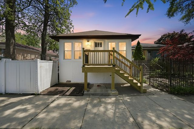 5231 S Homan Avenue, Chicago, IL 60632