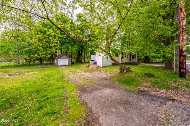 9 Schermerhorn Road, Rotterdam, NY 12306