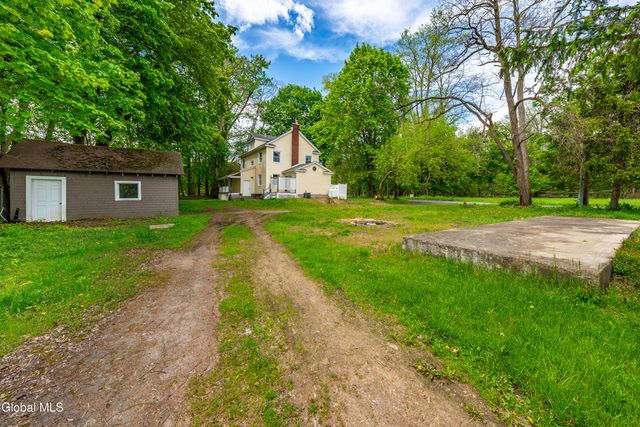 9 Schermerhorn Road, Rotterdam, NY 12306