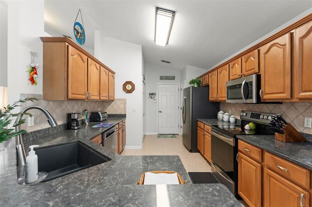 9044 OAK MOSS DRIVE, Orlando, FL 32832