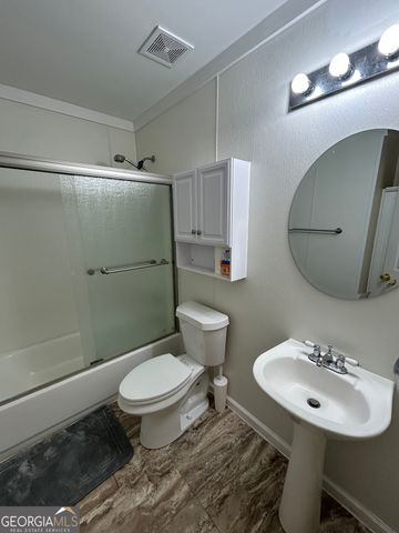 206 Ann Murphy Road, West Point, GA 31833