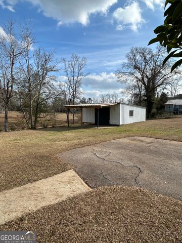 206 Ann Murphy Road, West Point, GA 31833