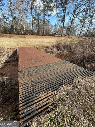 206 Ann Murphy Road, West Point, GA 31833