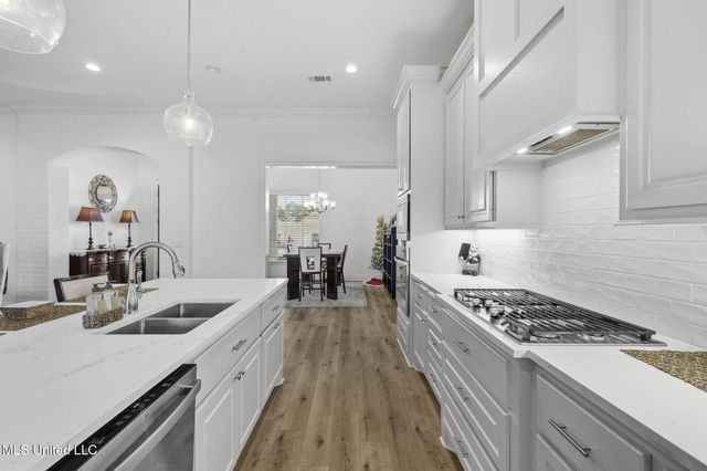 615 Crossvine Ridge, Madison, MS 39110