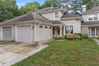 323 Esplanade PL, Chesapeake, VA 23320