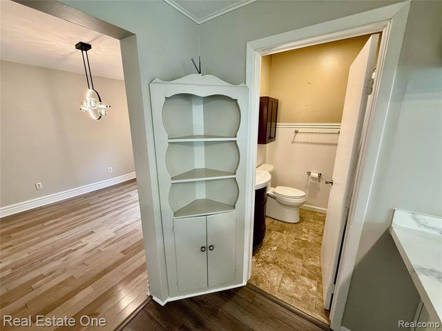865 Grant Avenue, Clawson, MI 48017