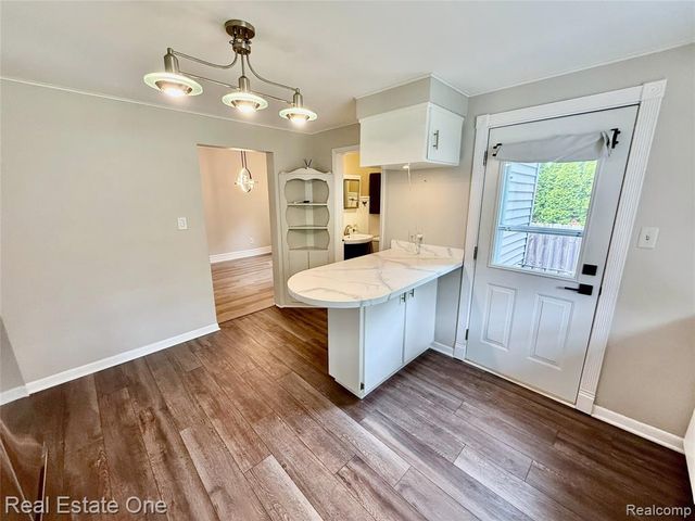 865 Grant Avenue, Clawson, MI 48017