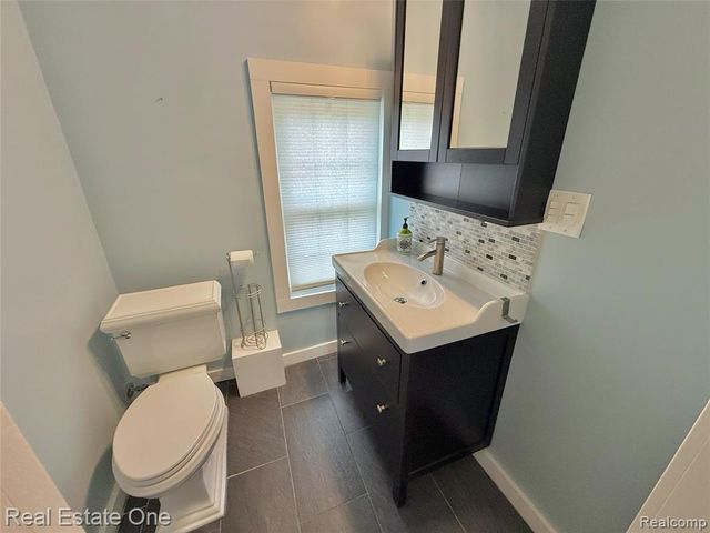 865 Grant Avenue, Clawson, MI 48017