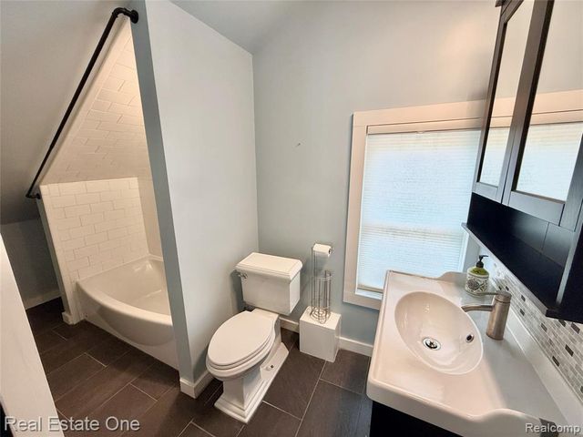 865 Grant Avenue, Clawson, MI 48017