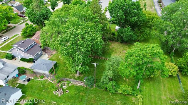 865 Grant Avenue, Clawson, MI 48017