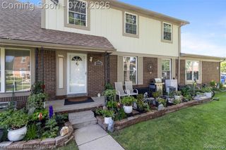 8948 Shawn Drive, Sterling Heights, MI 48312