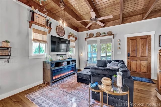 37 Firefly Lane, Carlton Landing, OK 74432