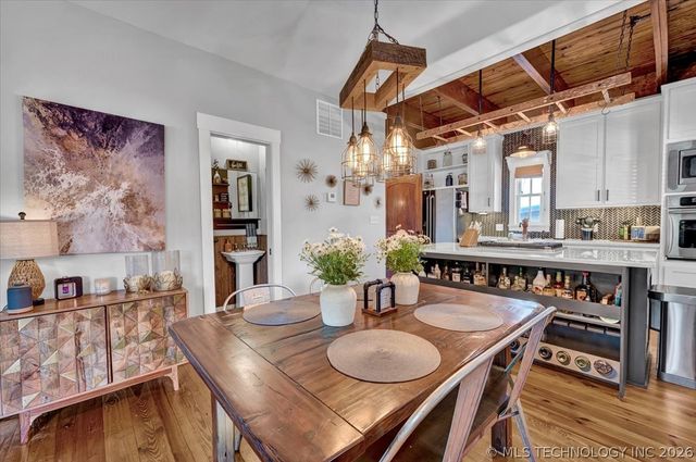 37 Firefly Lane, Carlton Landing, OK 74432