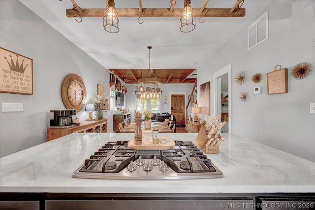 37 Firefly Lane, Carlton Landing, OK 74432