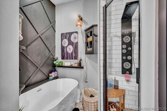 37 Firefly Lane, Carlton Landing, OK 74432