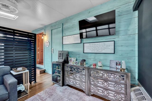 37 Firefly Lane, Carlton Landing, OK 74432