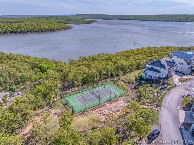 37 Firefly Lane, Carlton Landing, OK 74432