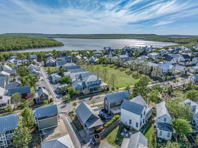 37 Firefly Lane, Carlton Landing, OK 74432
