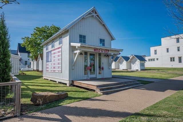 37 Firefly Lane, Carlton Landing, OK 74432