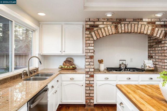 633 Lomond Cir, San Ramon, CA 94583