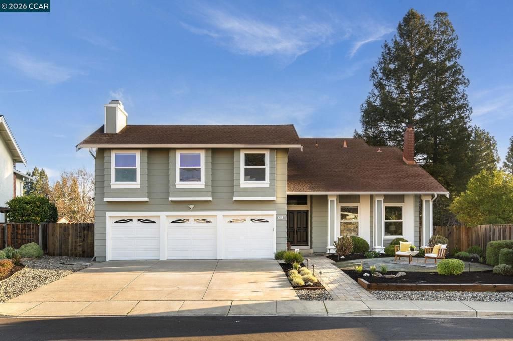 Image 1 of property listing at 633 Lomond Cir, San Ramon, CA 94583