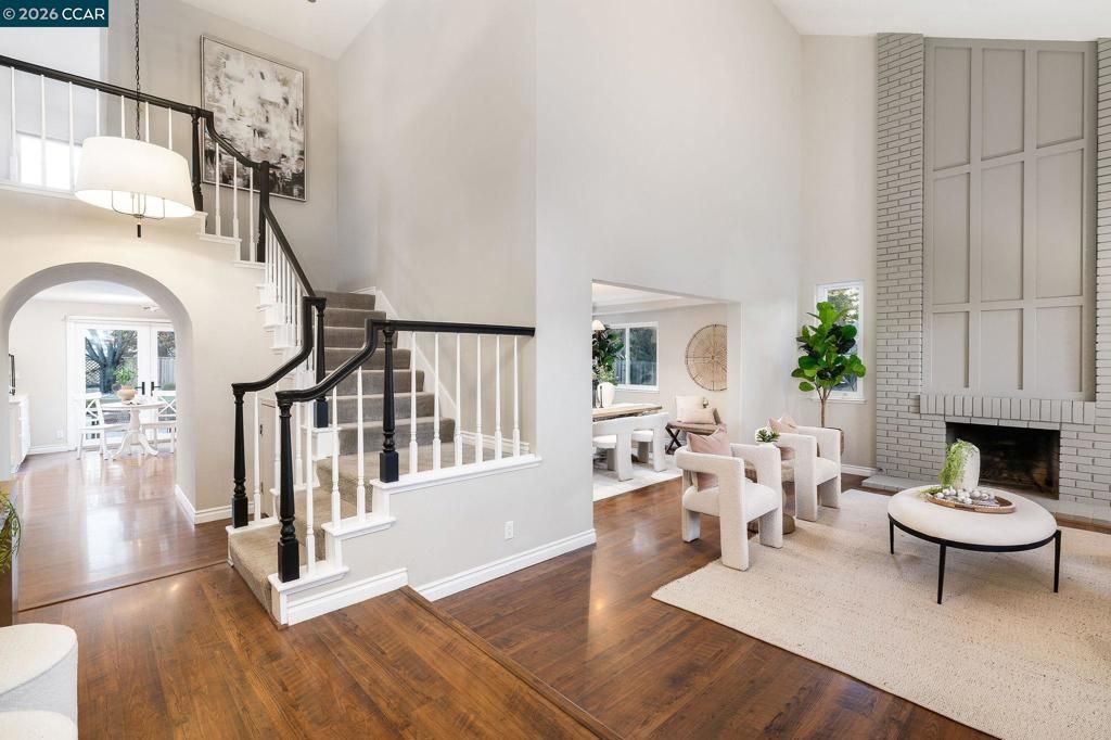 Image 4 of property listing at 633 Lomond Cir, San Ramon, CA 94583