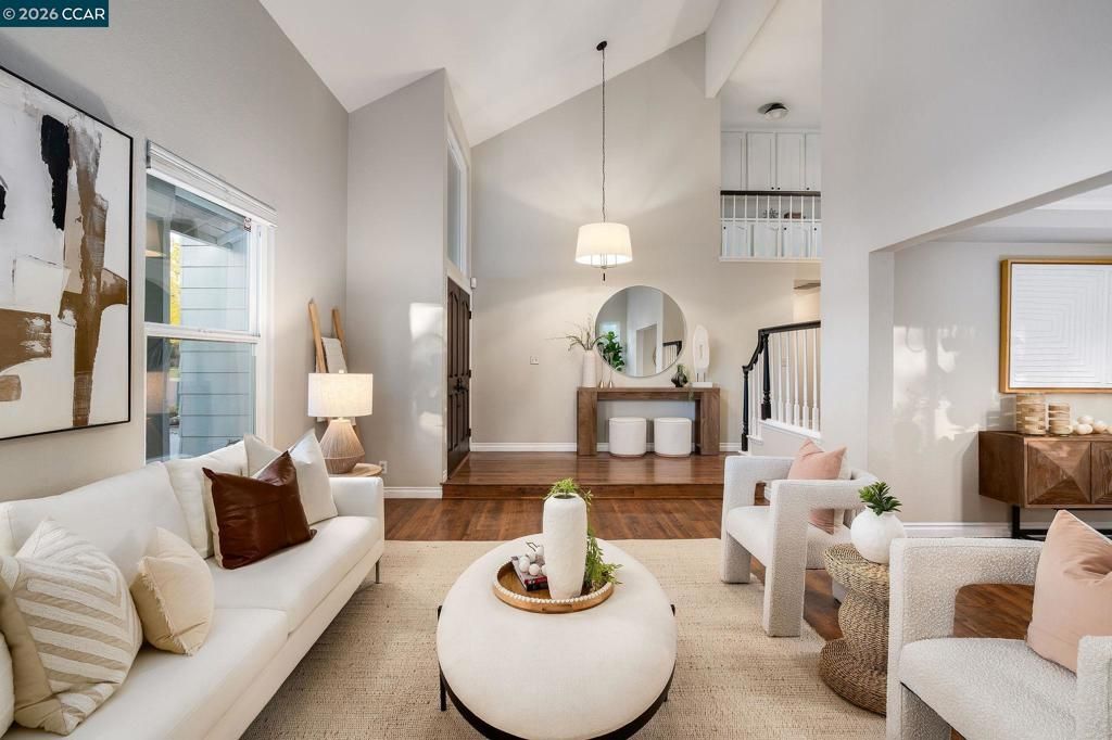 Image 5 of property listing at 633 Lomond Cir, San Ramon, CA 94583