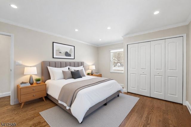 10 Bayberry Ln, Randolph Twp., NJ 07869