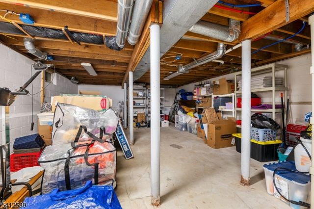 10 Bayberry Ln, Randolph Twp., NJ 07869