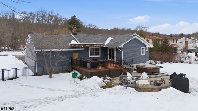 10 Bayberry Ln, Randolph Twp., NJ 07869