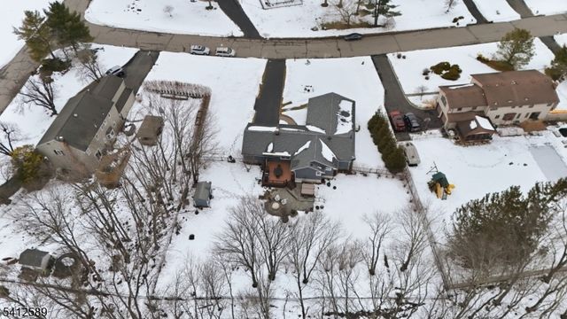 10 Bayberry Ln, Randolph Twp., NJ 07869