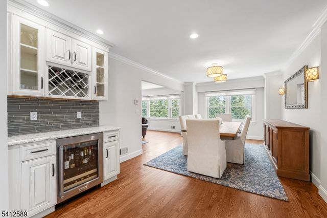 10 Bayberry Ln, Randolph Twp., NJ 07869