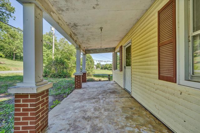 2241 Blue Ridge Springs RD, Blue Ridge, VA 24064
