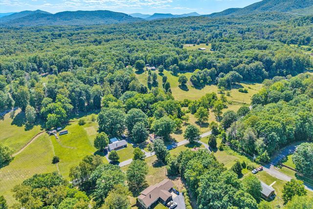 2241 Blue Ridge Springs RD, Blue Ridge, VA 24064