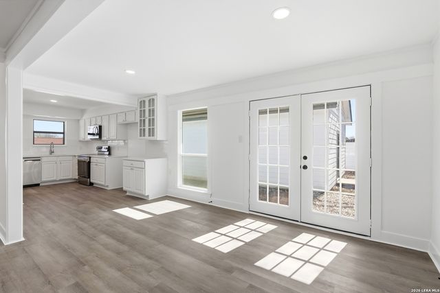 100 Howard Dr, Schertz, TX 78154