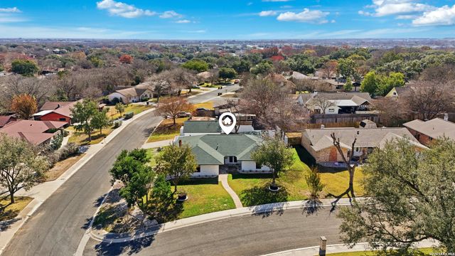 100 Howard Dr, Schertz, TX 78154