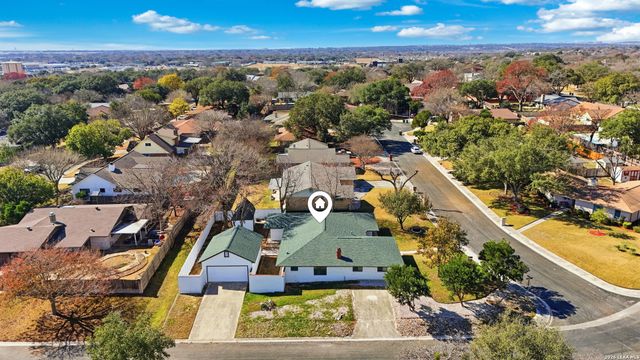 100 Howard Dr, Schertz, TX 78154