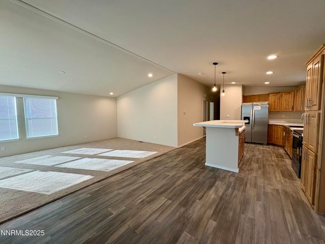 485 Camellia Way, Lovelock, NV 89419