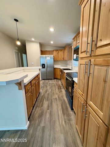 485 Camellia Way, Lovelock, NV 89419