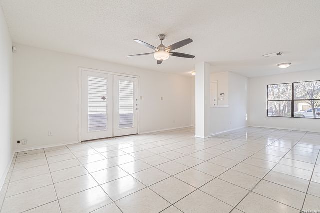 9815 Messenger Pass, San Antonio, TX 78245