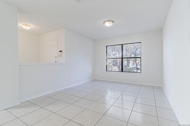 9815 Messenger Pass, San Antonio, TX 78245