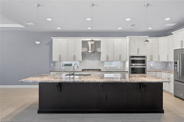 23269 Salinas WAY, Bonita Springs, FL 34135