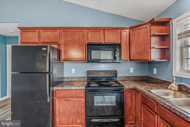 104 OWL AVE, Martinsburg, WV 25405
