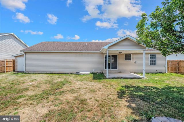 104 OWL AVE, Martinsburg, WV 25405
