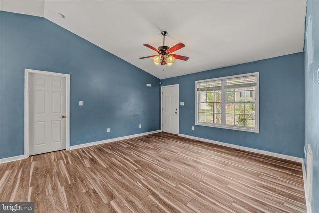 104 OWL AVE, Martinsburg, WV 25405