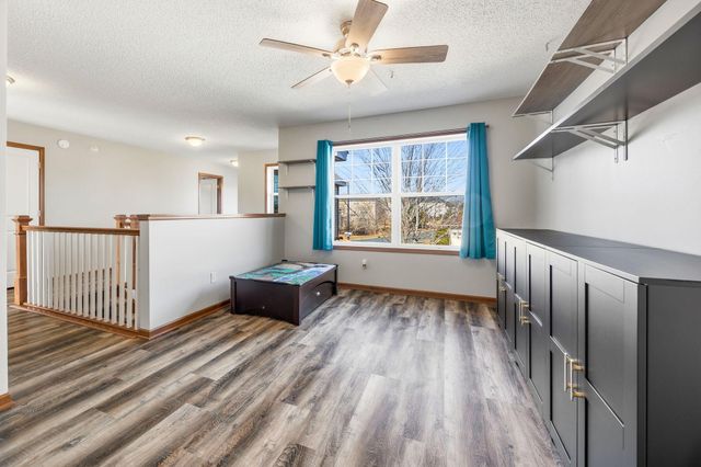 7000 Jenks Drive, Rockford, MN 55373