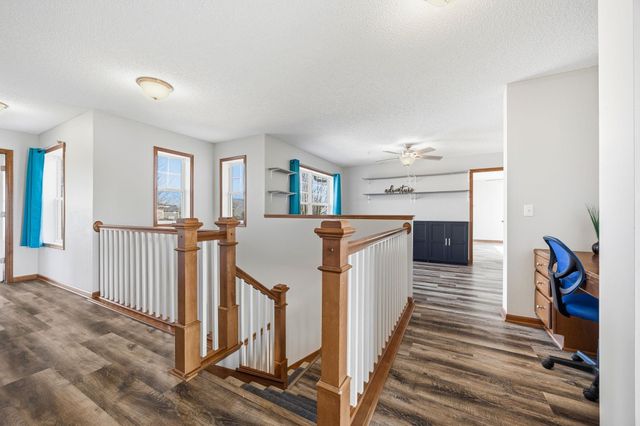 7000 Jenks Drive, Rockford, MN 55373