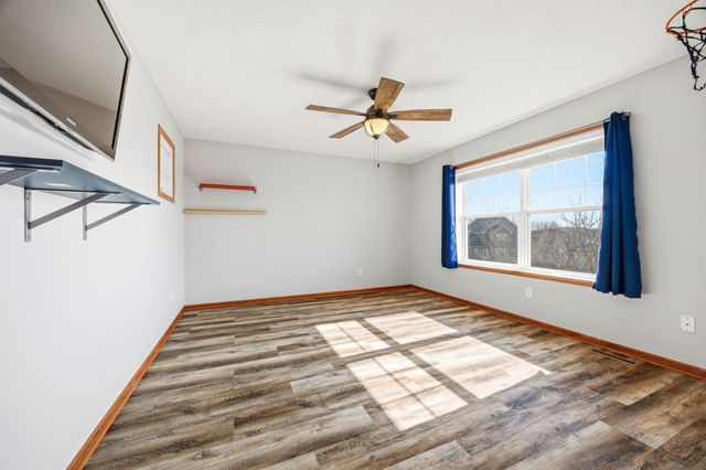 7000 Jenks Drive, Rockford, MN 55373