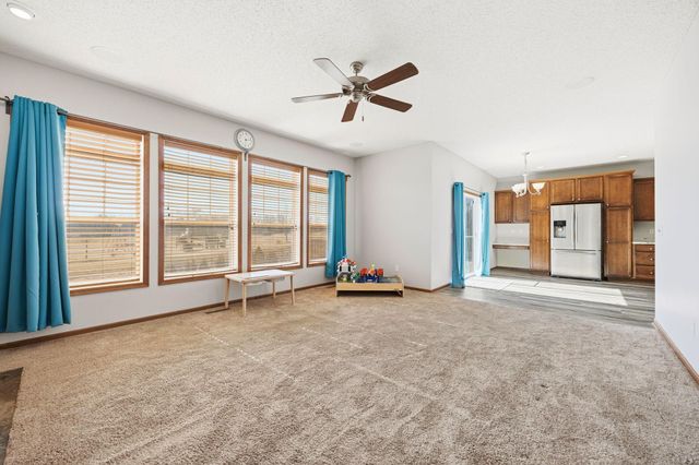 7000 Jenks Drive, Rockford, MN 55373